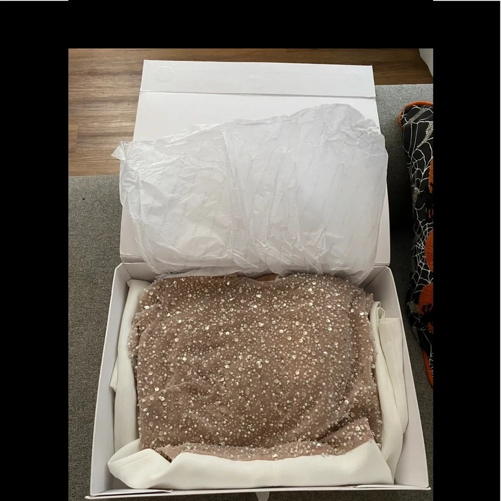 Nadine Merabi Authentic White Magnet Flap On Lead Empty Box Storage Contrast - Picture 10 of 10